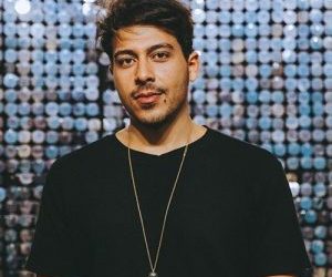 Dimag Ozgum @vacationwolf