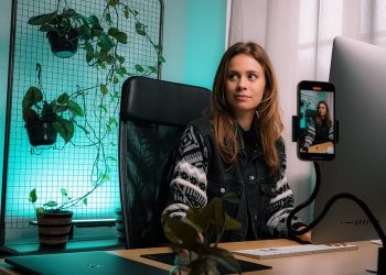 Picture of a vlogger