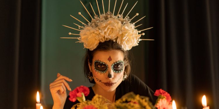 Best Make-Up Influencers To Follow for Halloween Inspiration