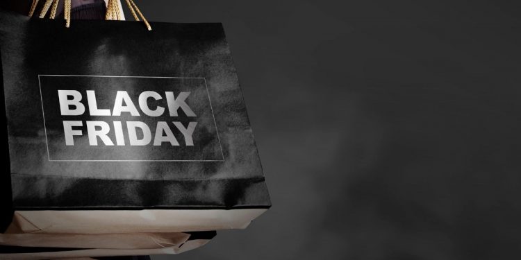 Picture of a bag written Black Friday