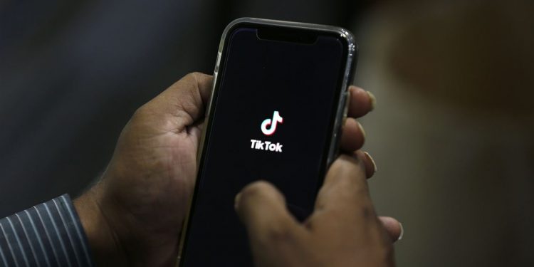 Is TikTok Promoting ADHD and Other Mental Illnesses?