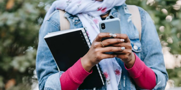 Prank Videos Posted on Instagram Have Gotten 17 People Arrested in Iran