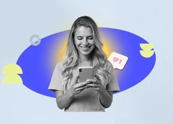 Micro-influencer creating summer content at the beach